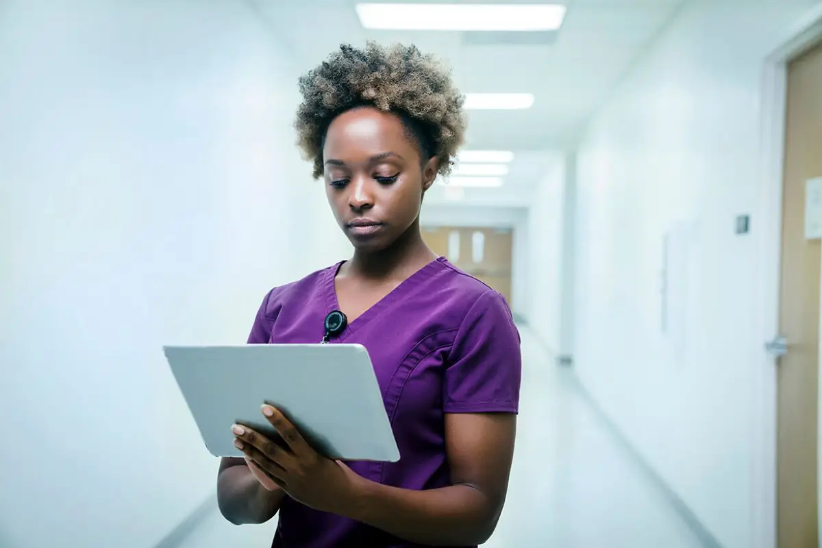 nurse-ma-on-ipad-from-front-(1)